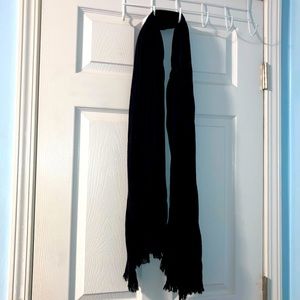 Black Scarf